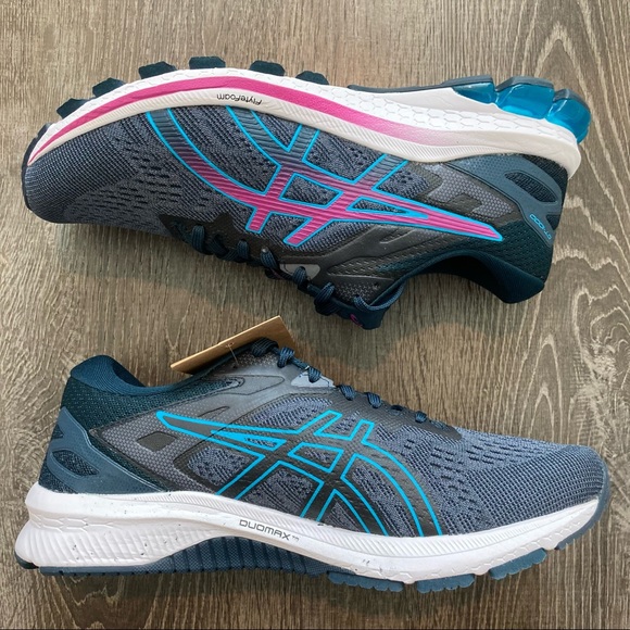 asics women's wide width running shoes